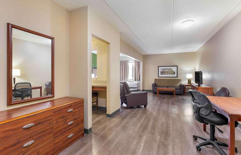 Extended Stay America Suites - Cleveland - Мидлберг-Хайтс Номер фото