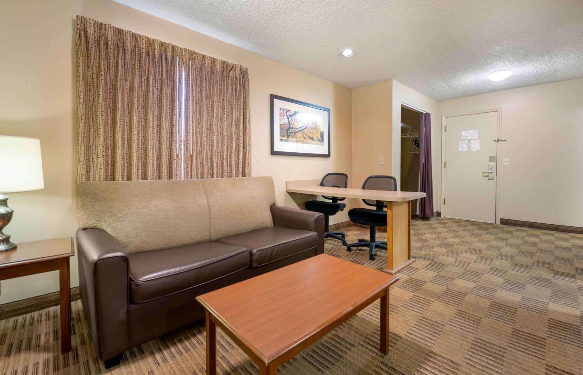 Extended Stay America Suites - Cleveland - Мидлберг-Хайтс Экстерьер фото